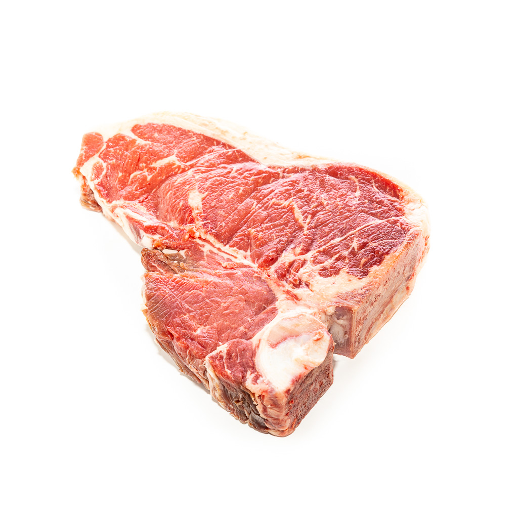 T-bone-di-Marango-bovino-adulto-di-incrocio-angus-marezzato-bovino-italiano.jpg